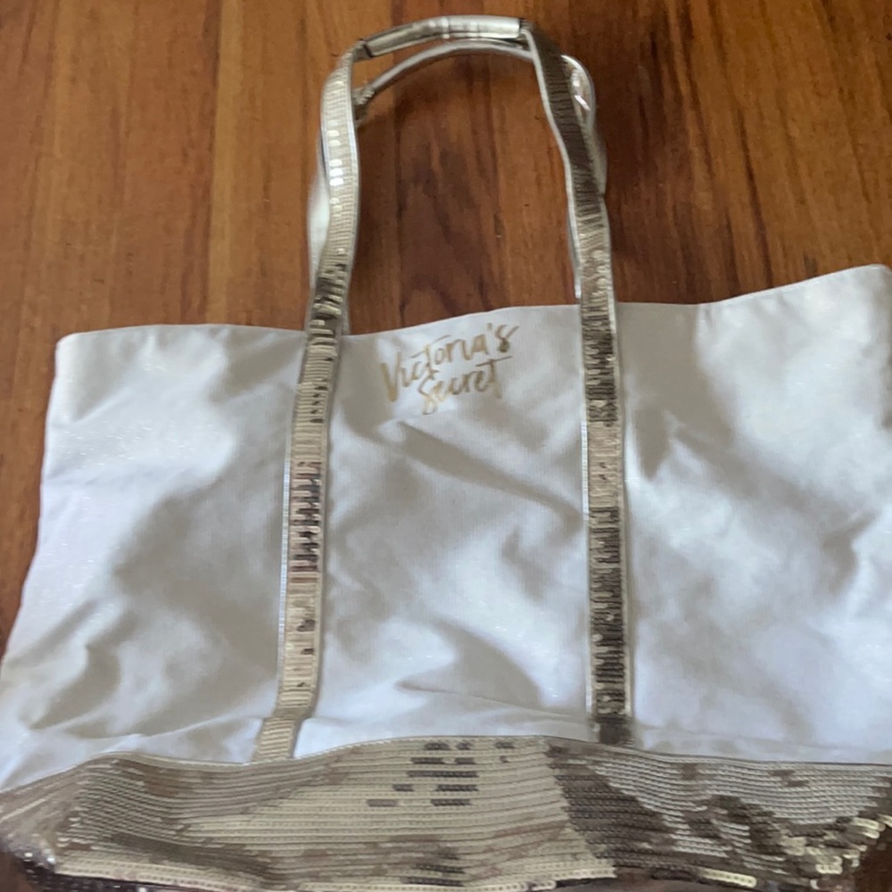 Victoria Secret tote